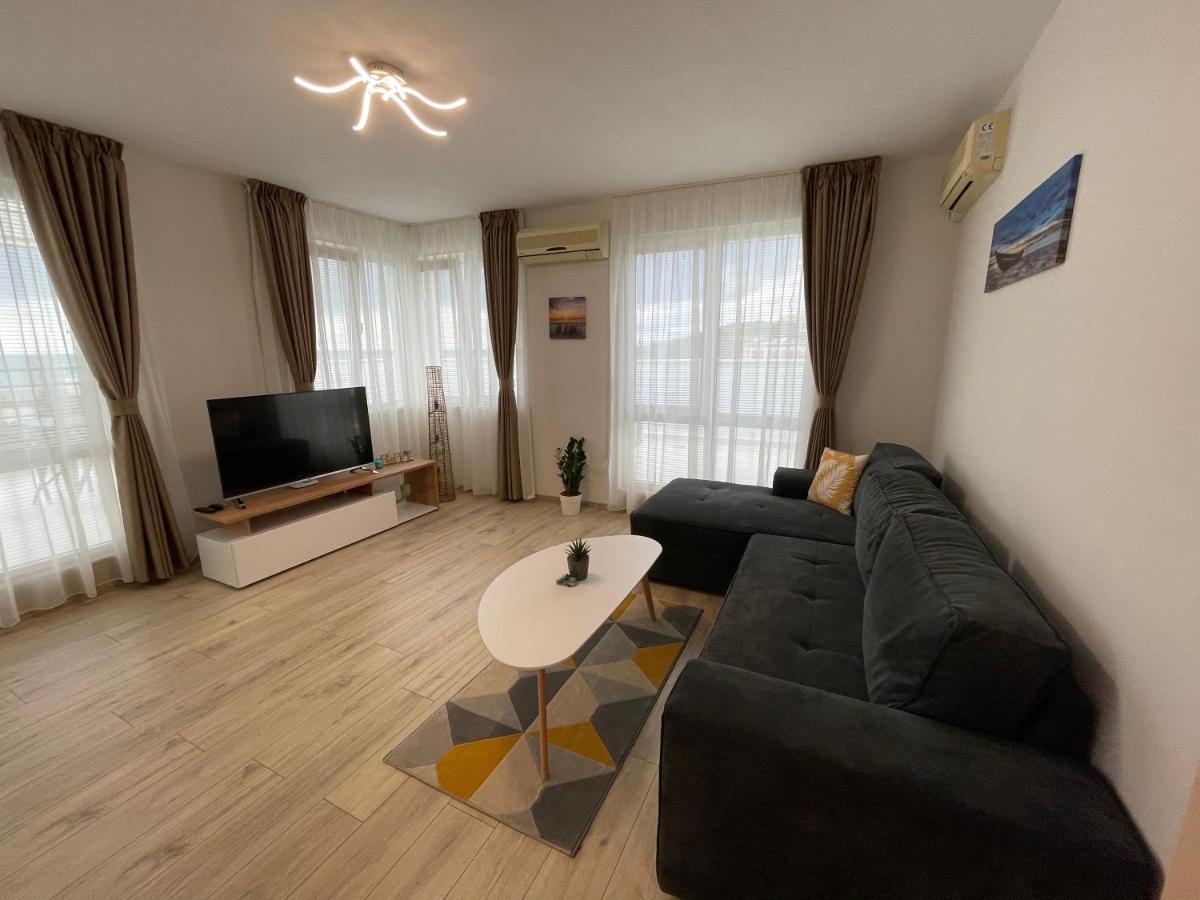 Sea Тerrace Aquamarine Apartment Golden Sands Bagian luar foto