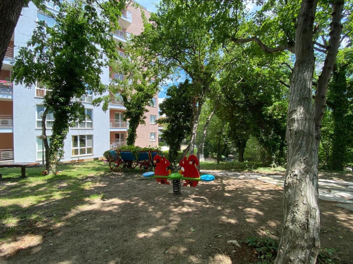 Sea Тerrace Aquamarine Apartment Golden Sands Bagian luar foto