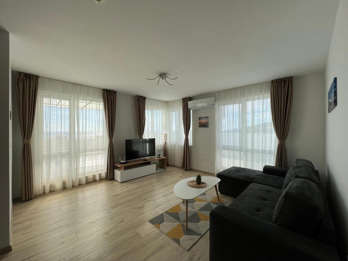Sea Тerrace Aquamarine Apartment Golden Sands Bagian luar foto